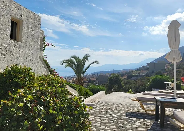 Cherso Amariliz Aparthotel