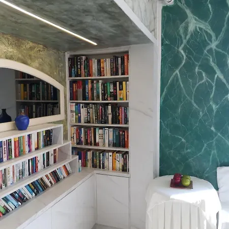 Cherso Amariliz Апарт-отель 3*