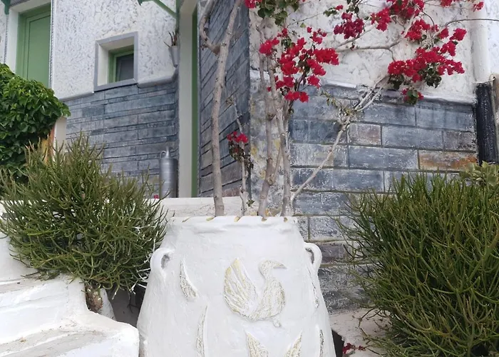 Cherso Amariliz Aparthotel 3*