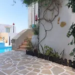 Apart Otel Cherso Amariliz Hersonissos (Crete)