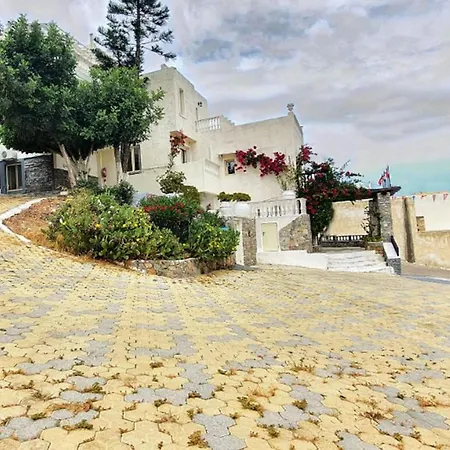 מלון דירות Cherso Amariliz 3*